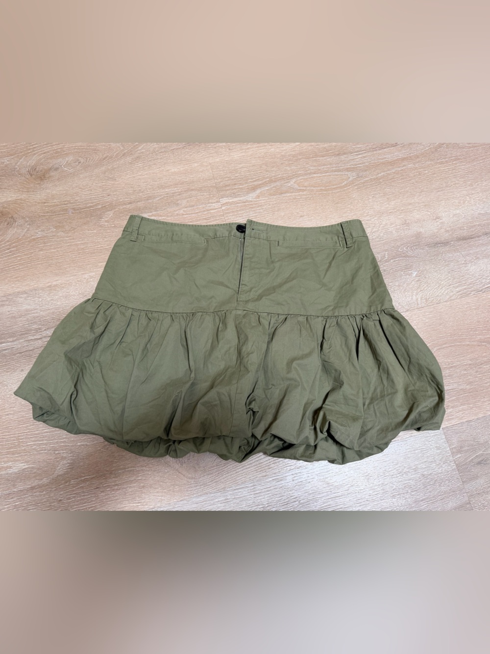 NWT free assembly Olive Green Bubble Hem Mini Skirt size XL